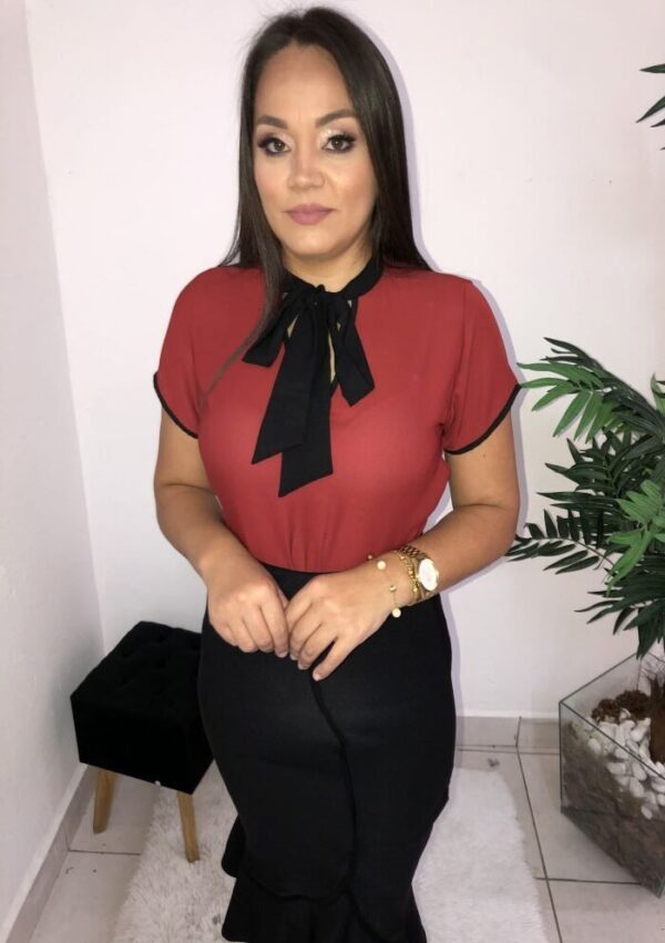 Blusa Mirela Vinho/Preto